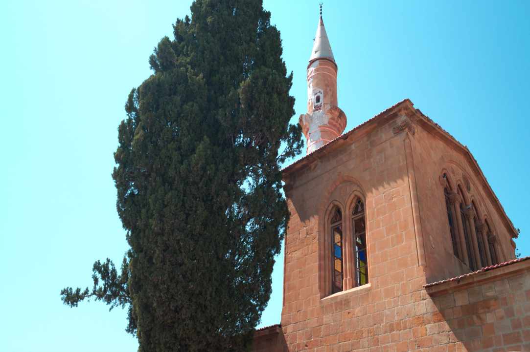 Το τζαμί στην Περιστερώνα Μόρφου