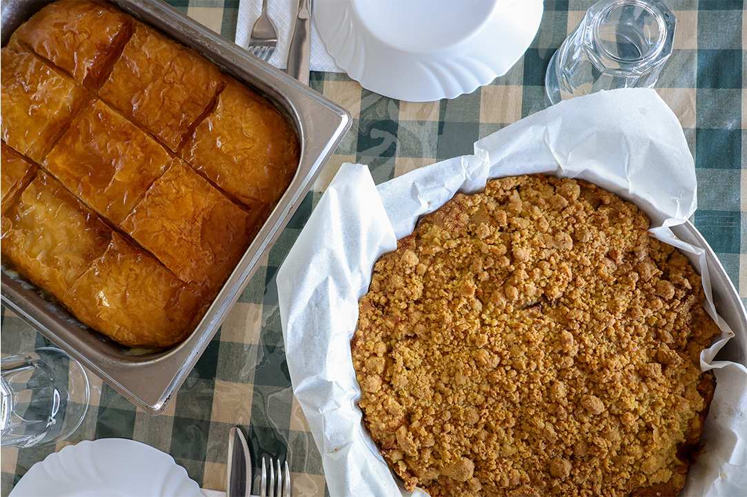 From the “Tzisisve” to the Freddo and to the most authentic brunch we’ve ever had