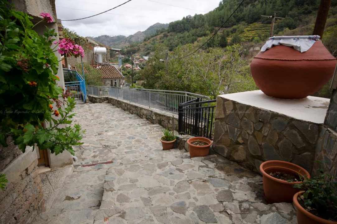 Το χωριό Σαράντι Κύπρου