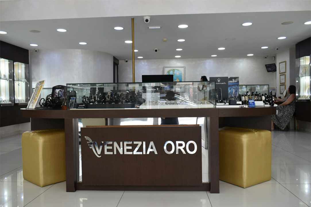 Venezia Oro Diamond Gallery gallery image 1