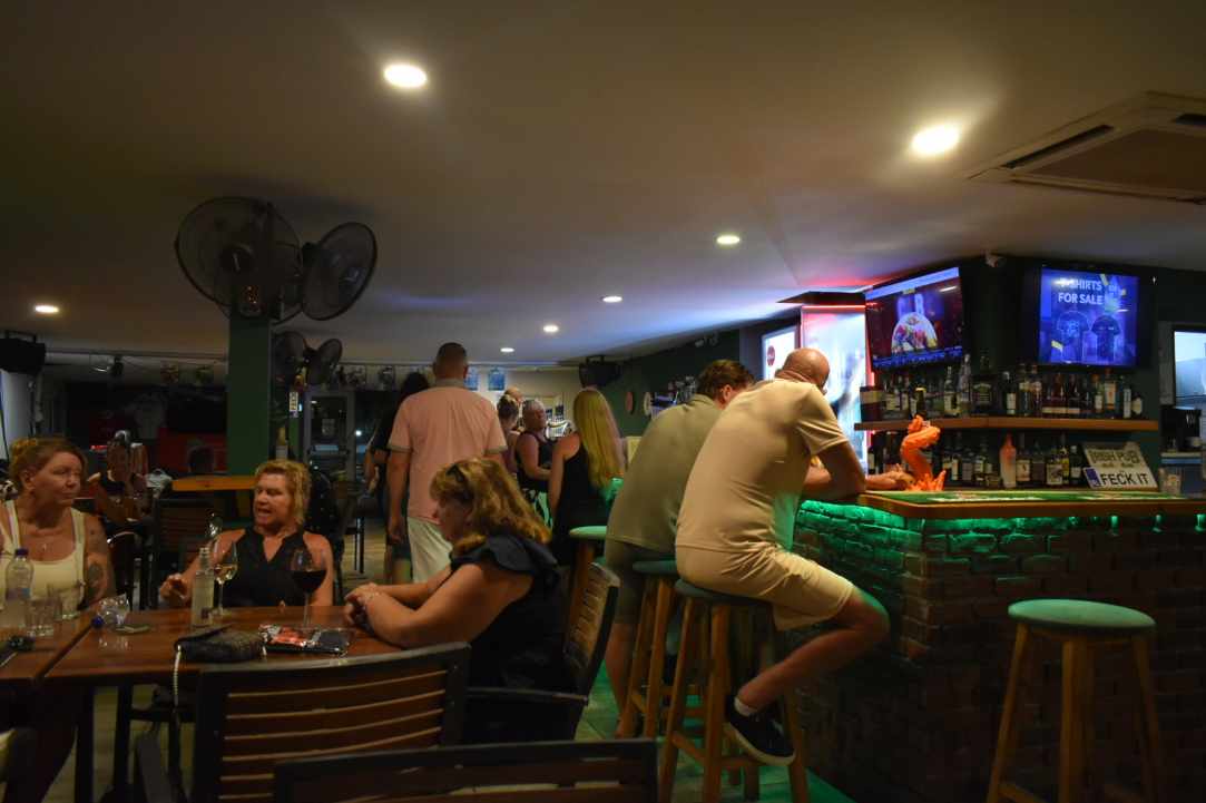 Tipsy O'Turtle Irish Pub gallery image 3