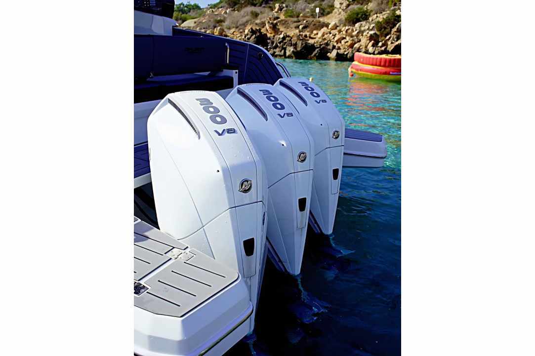 Cavo Blu Yacht Charters