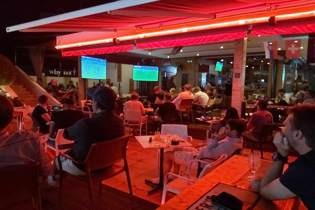Why not ? sports bar