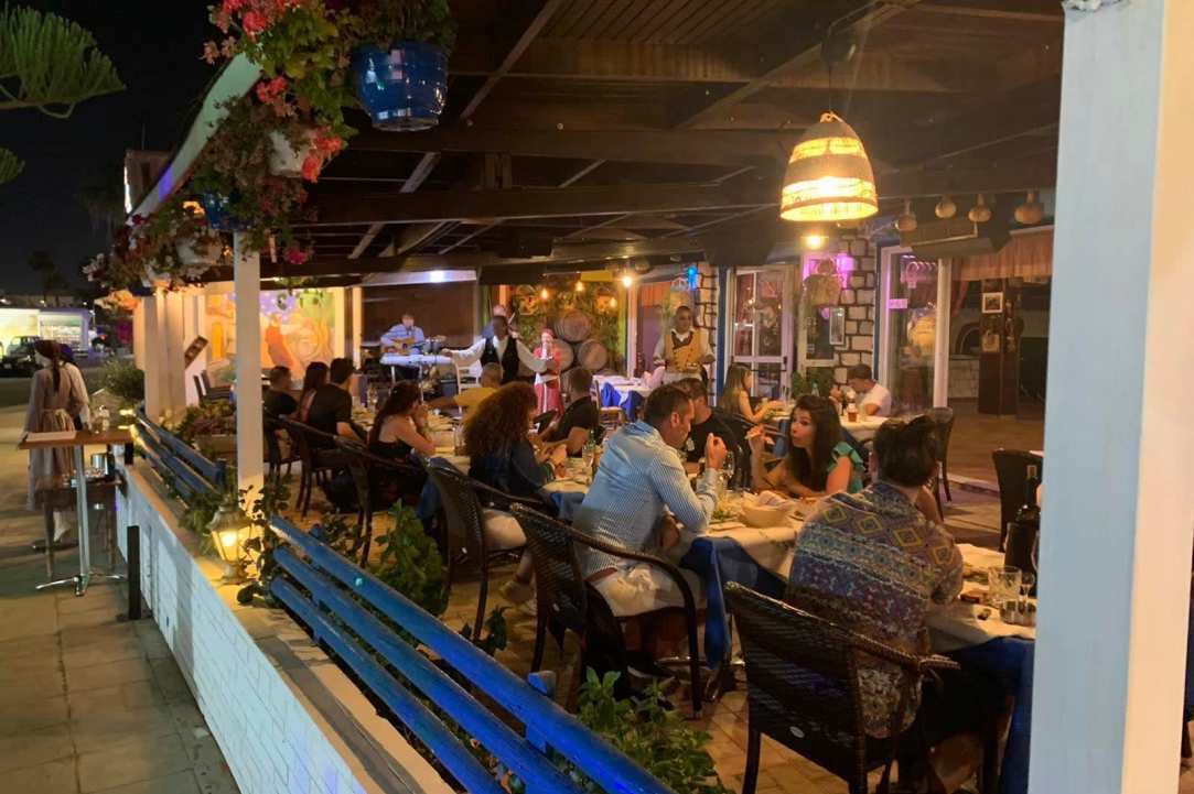 Opas Tavern