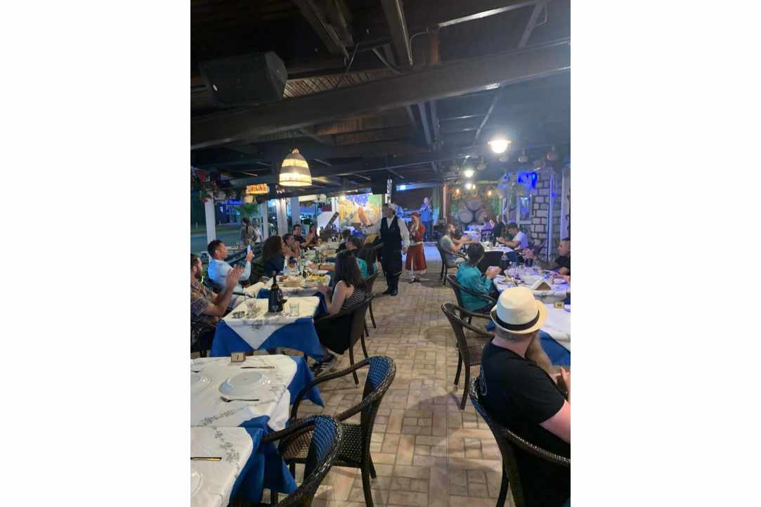 Opas Tavern
