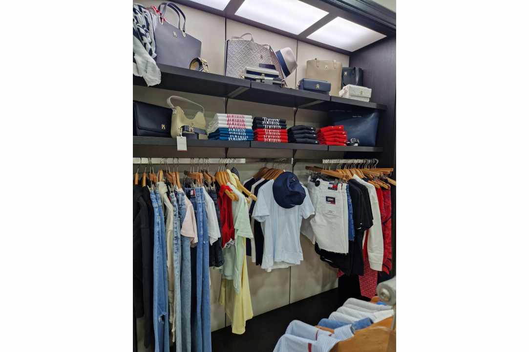 Tommy Hilfiger
