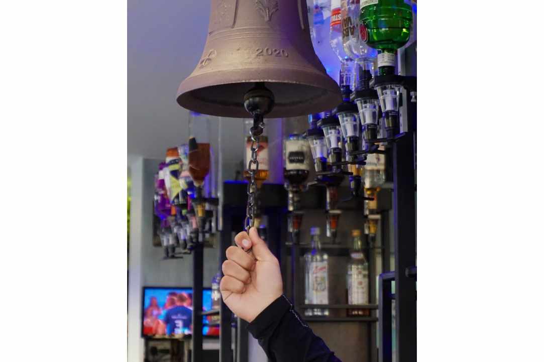 Bells Cocktail Bar gallery image 5