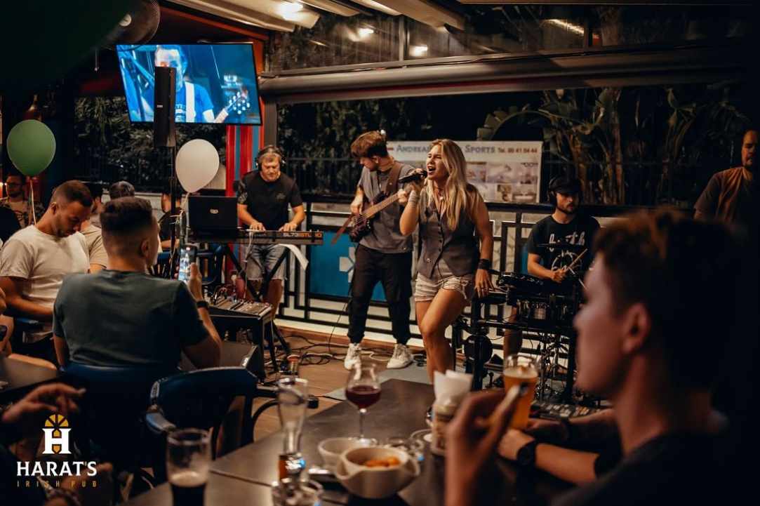 Harat’s Pub Limassol gallery image 4