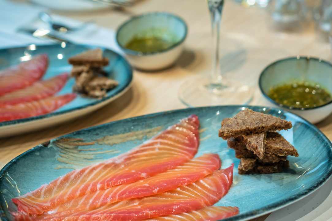 AHINOS Mediterranean & Sushi