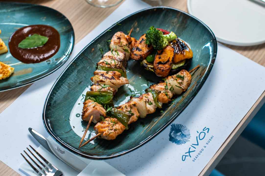 AHINOS Mediterranean & Sushi