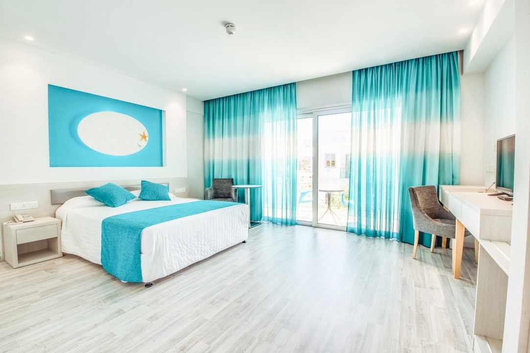 Anesis Hotel