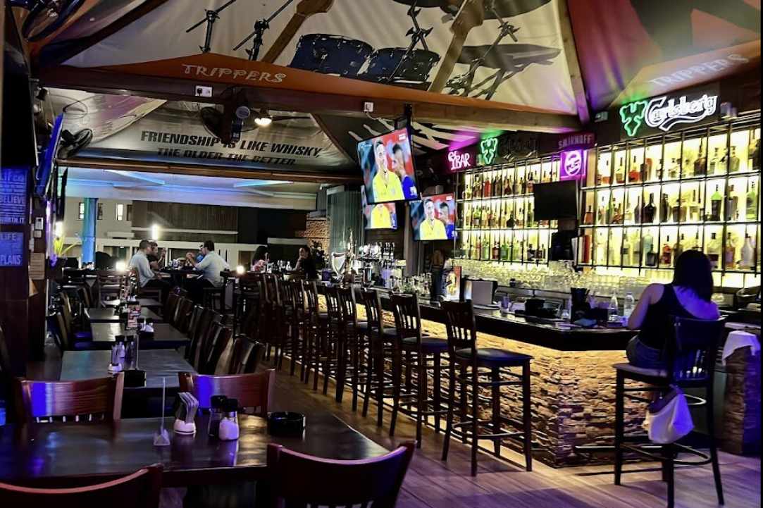 Trippers Bar - Restaurant gallery image 1