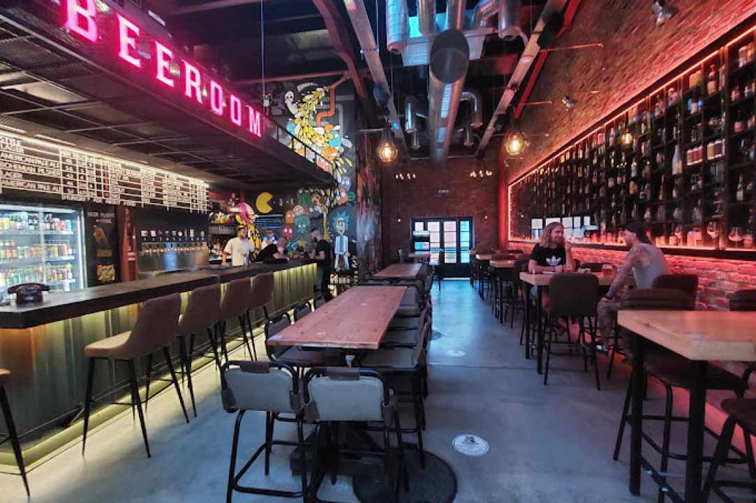 Beeroom Craft Beer Pub