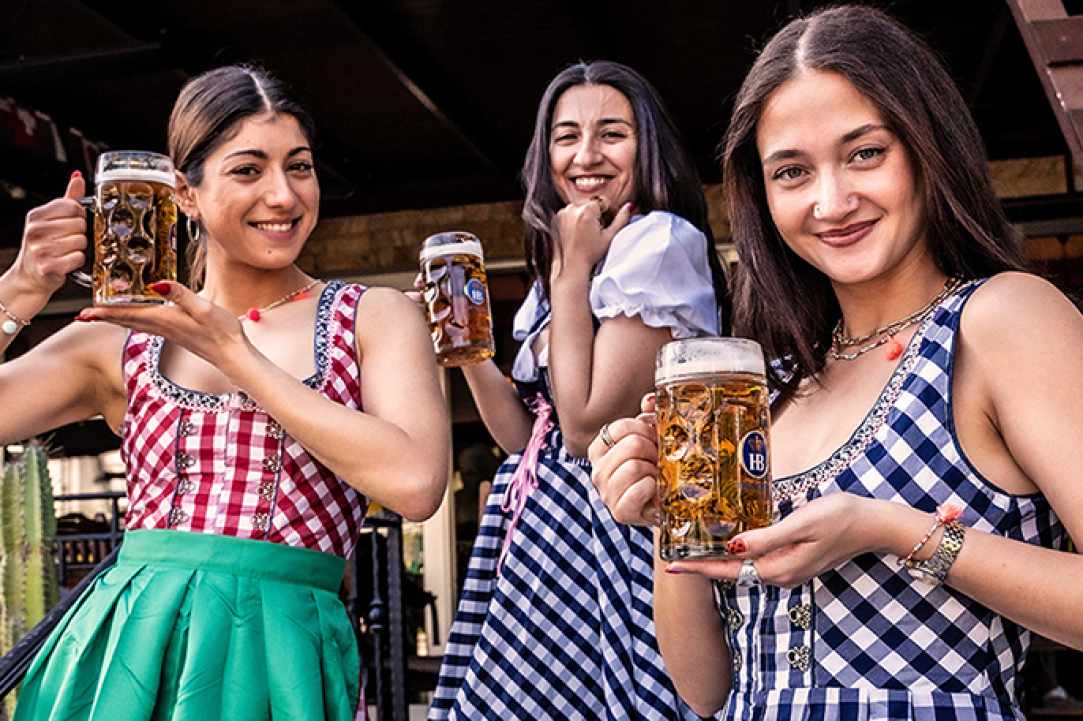 Biergarten - Hofbräu München gallery image 1