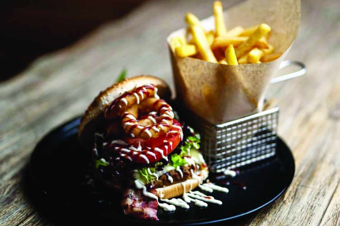 Trippers Bar - Restaurant gallery image 2