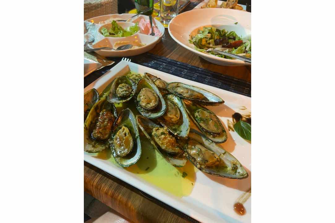 Captain’s Bistro