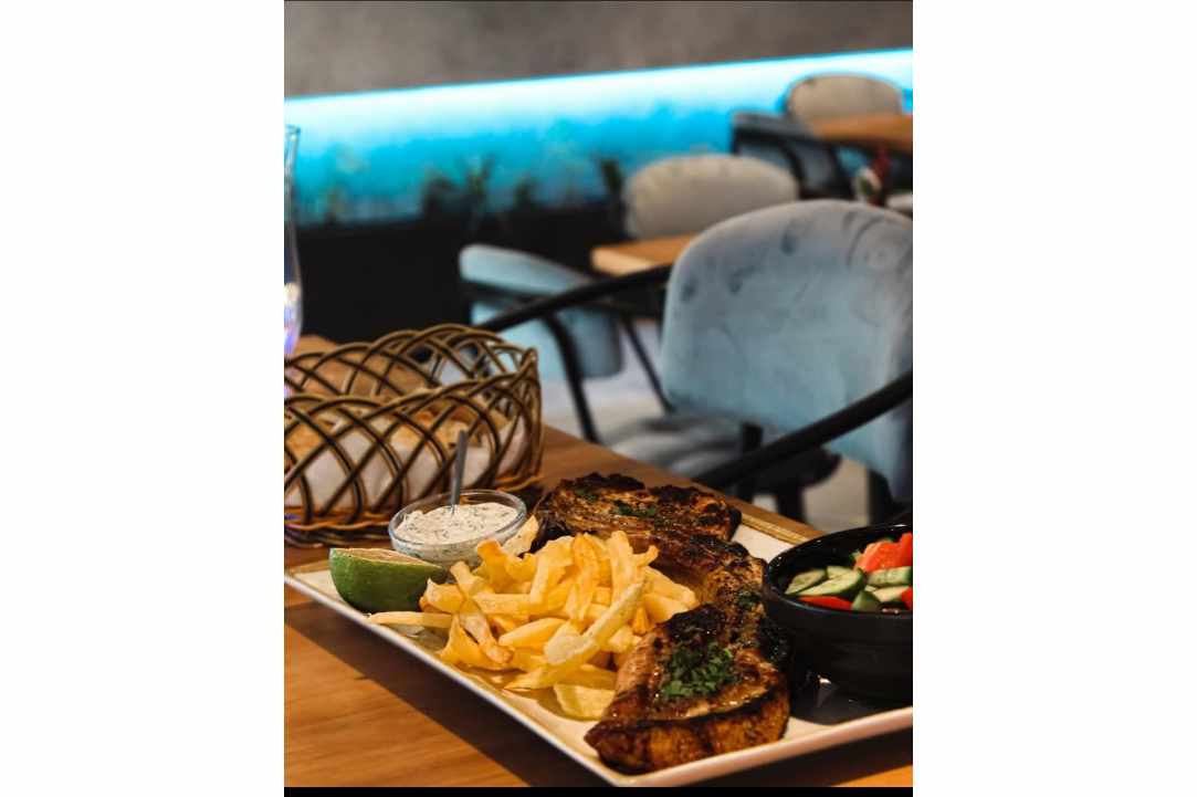 Clusters Bar & Grill