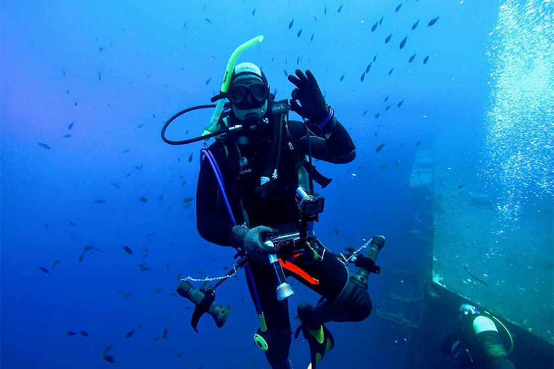 CyDive