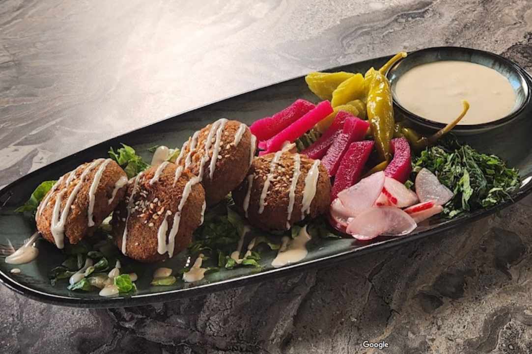 Dar Beirut Lebanese Restaurant gallery image 1