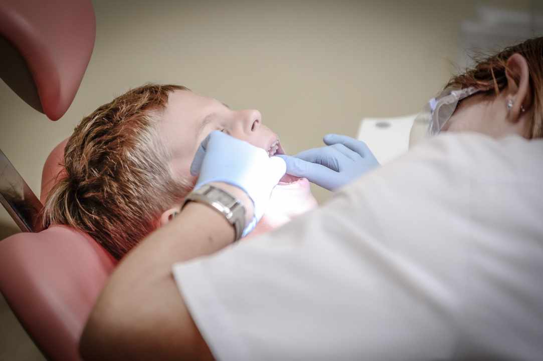 Δρ. Elena Aravidou Dental Surgeon