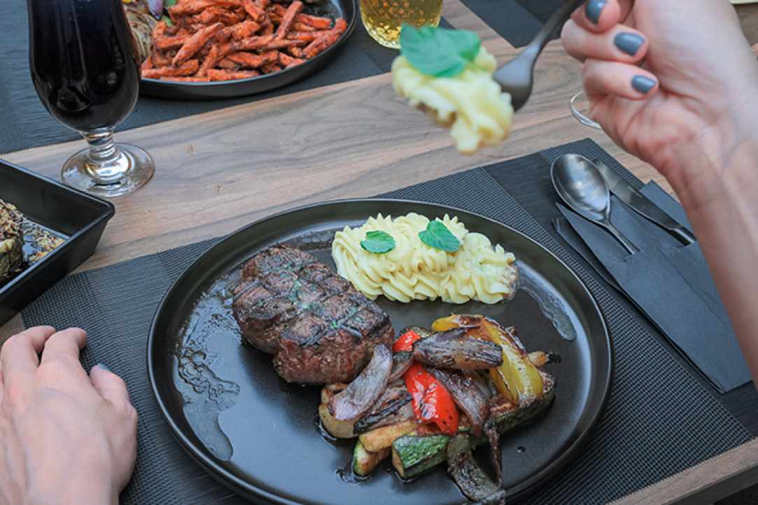 Dine 3.6.9 Restaurant gallery image 5