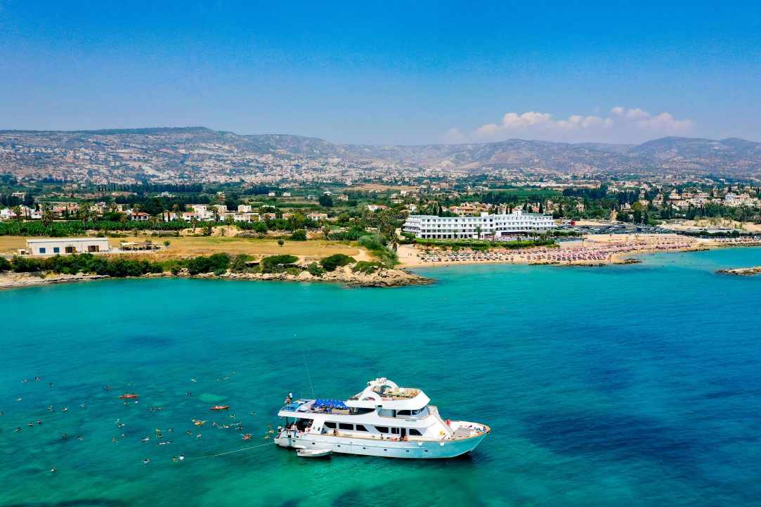 Corallia Beach Hotel Apartments