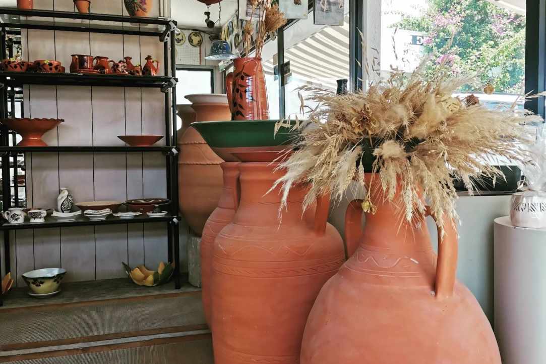 Emira Pottery
