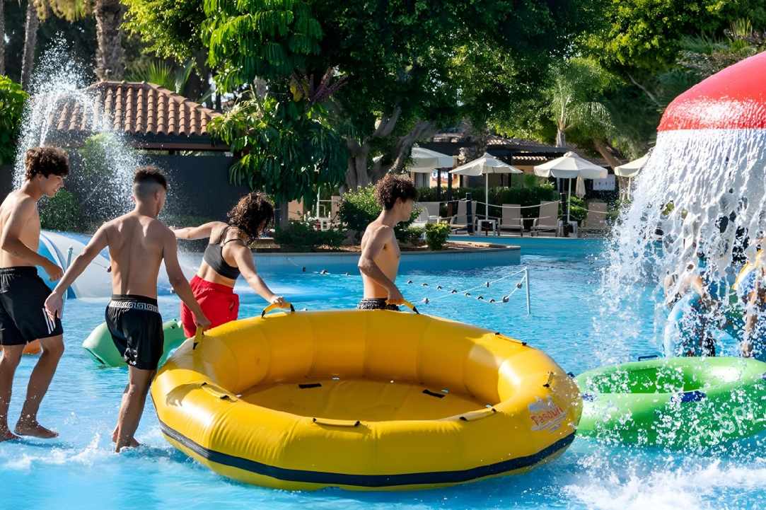 Fasouri Watermania Waterpark gallery image 3