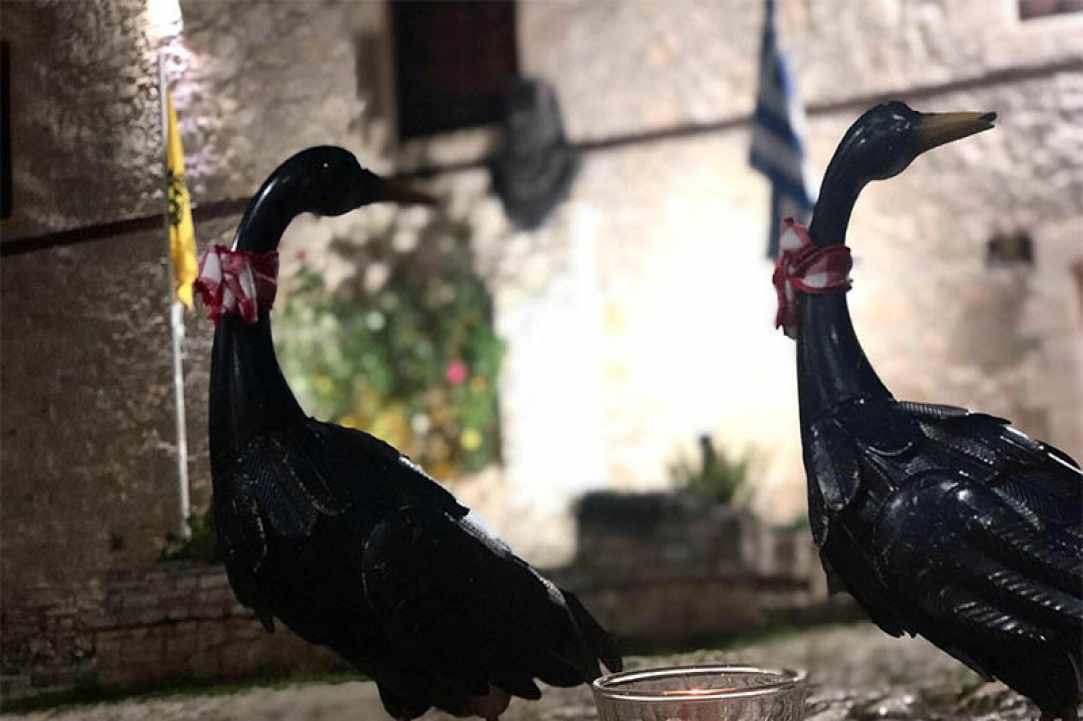Ταβέρνα Μαύρες Χήνες - The Black Geese