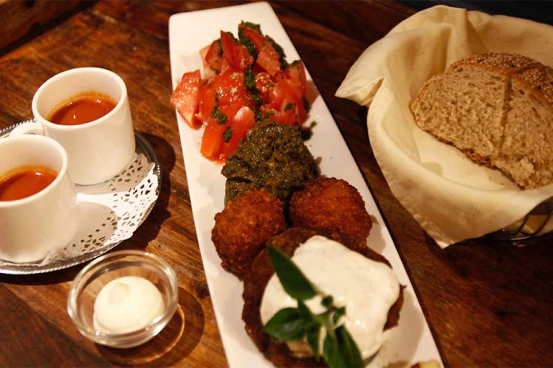 Gourmet Taverna