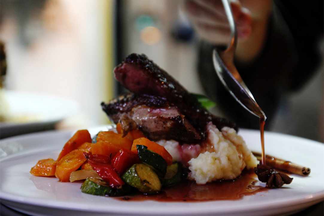 Gourmet Taverna