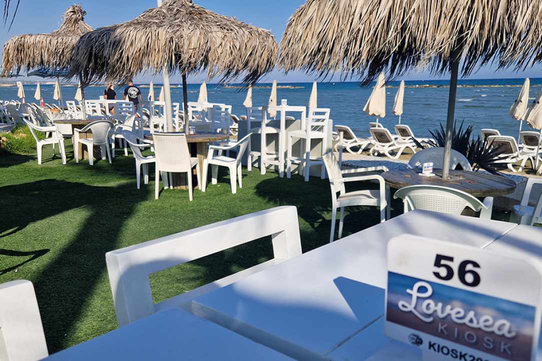 LoveSea Beach Bar Resto gallery image 2