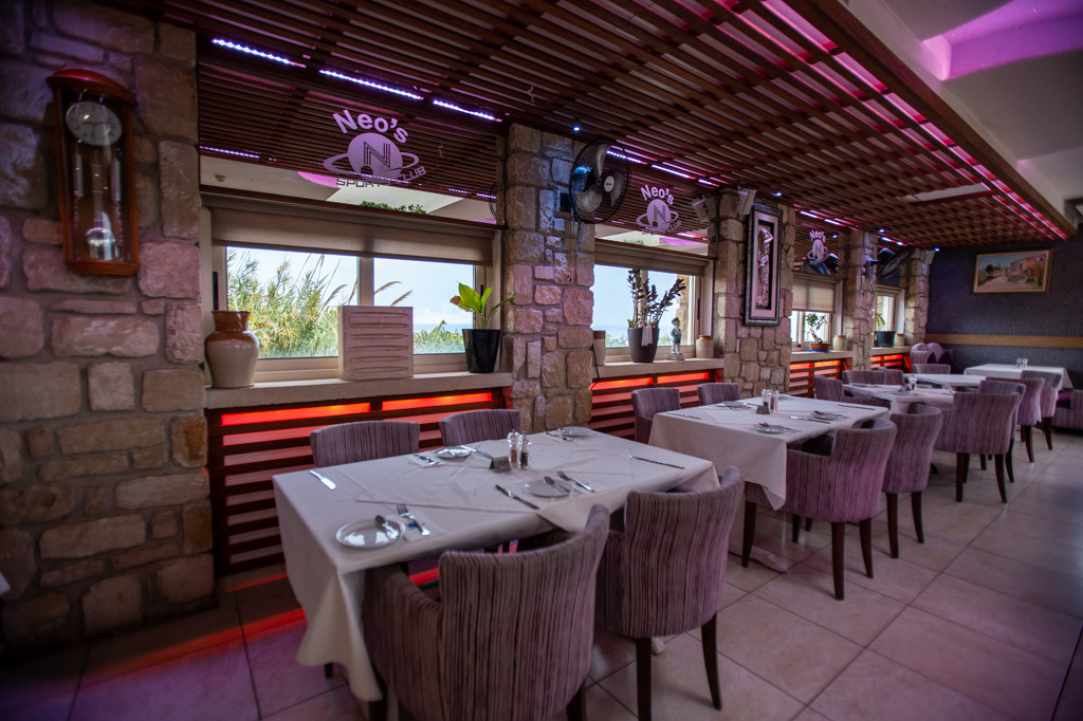 Neos Roof Garden