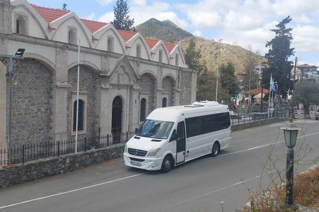 Karatzias Transports