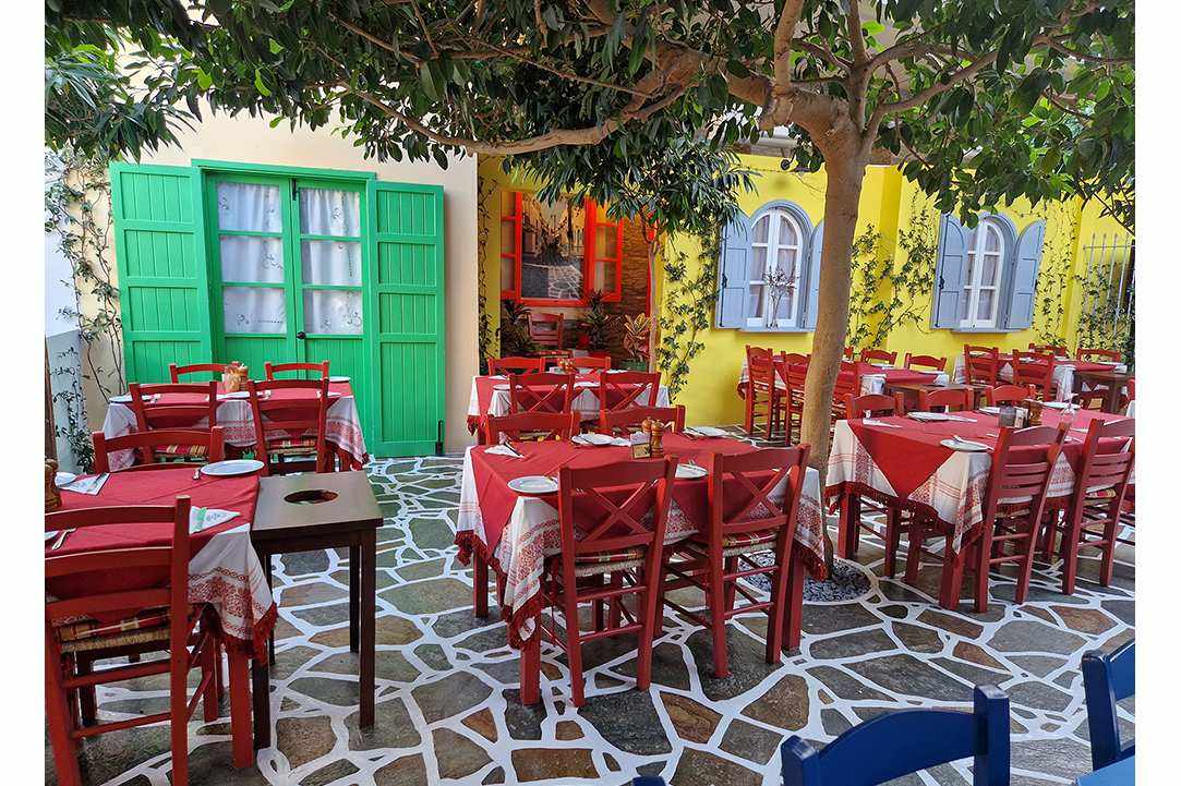 Kissos Tavern gallery image 1