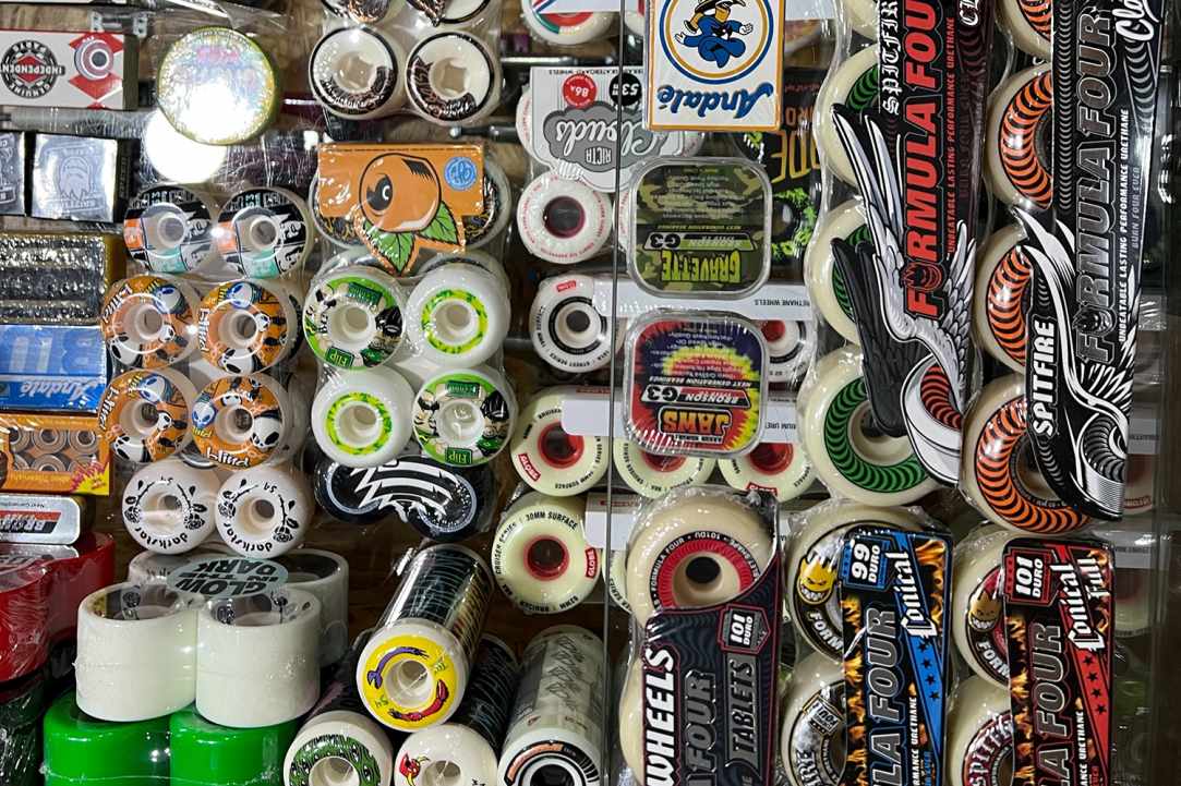 LarnaCan Skateshop