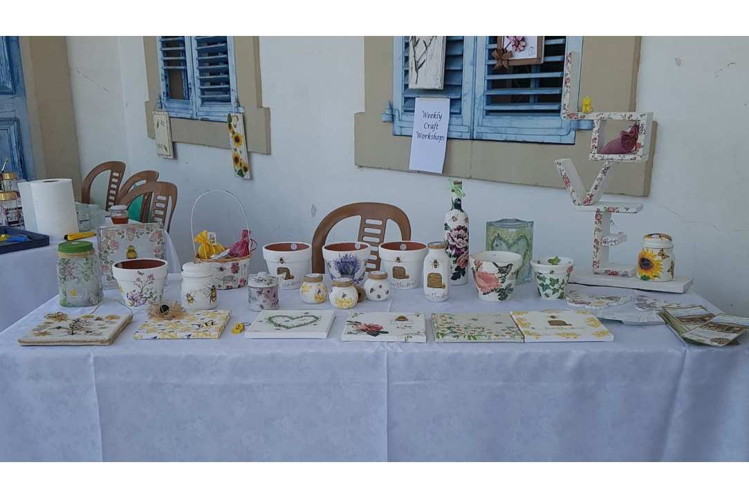 Layia Village Crafts