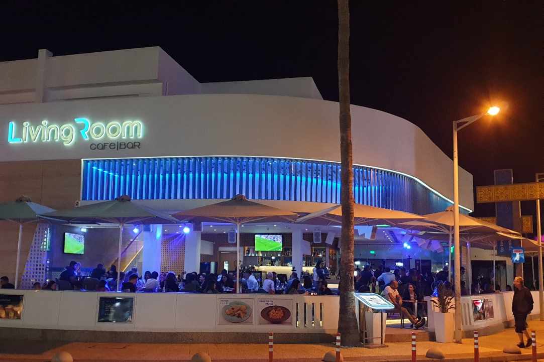 Living Room - Cafe - Lounge Bar