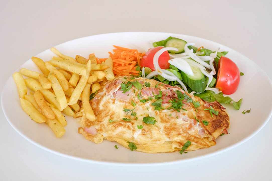 Magic Sandy Bay Beach Restaurant