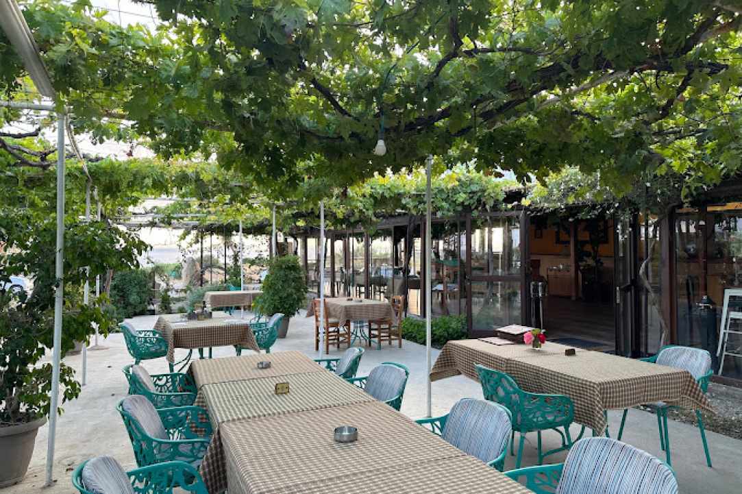 Melania Restaurant