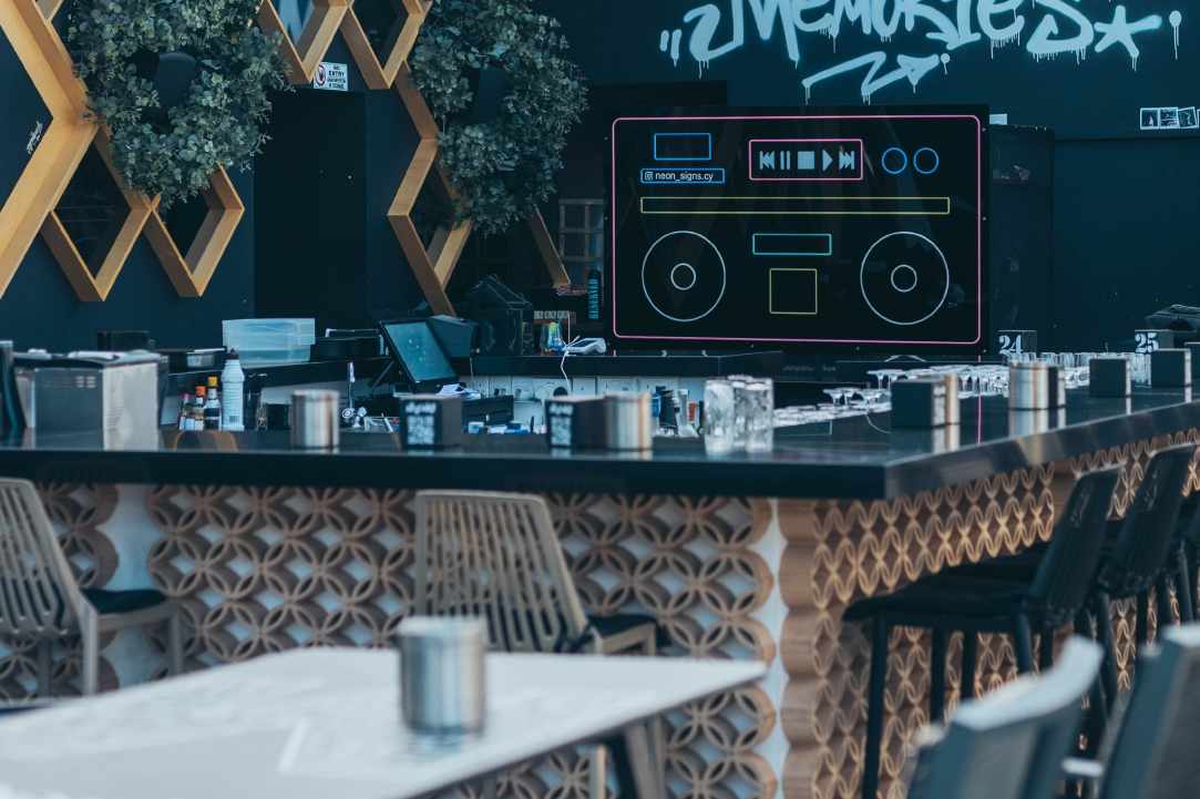 Memories Rooftop Bar gallery image 3