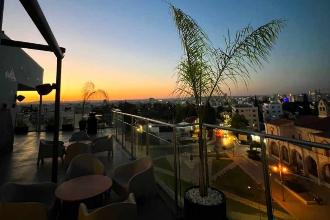 Memories Rooftop Bar gallery image 2