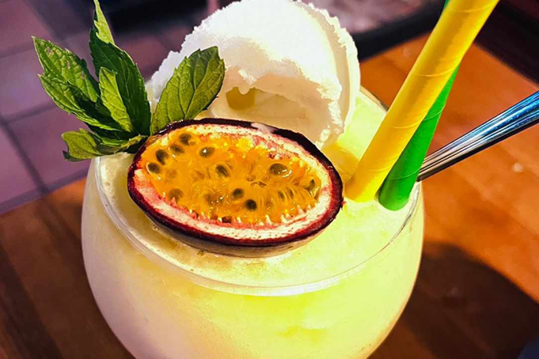The Oriental Home - Cafe - Lounge Bar