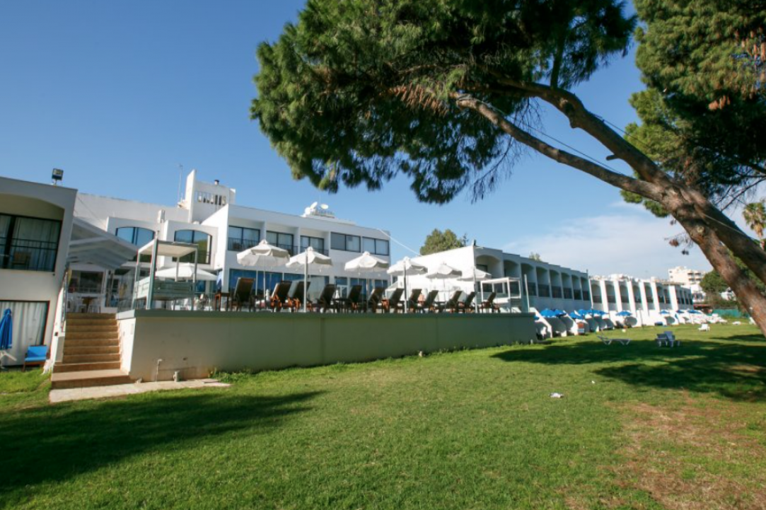 Park Beach Hotel