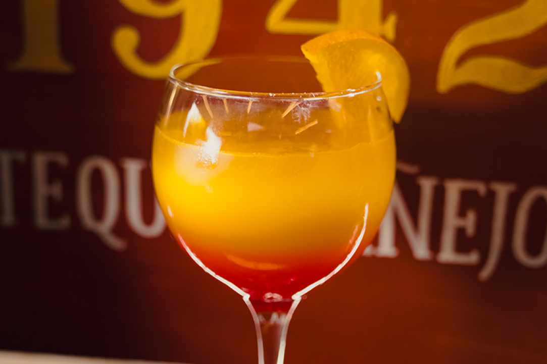Platia Bar Restaurant