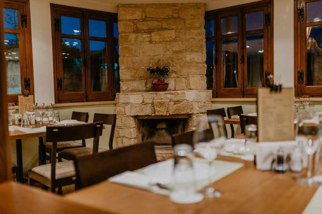 Proavlio Tavern