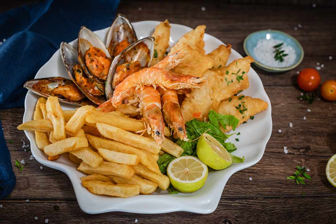 Santa Marina Fish and Chips gallery image 3