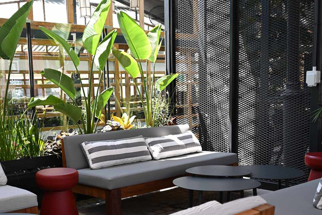 Second Cup Cafe Bistro Ermou gallery image 3