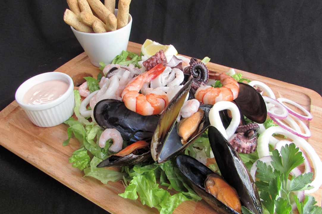 Shakespeare British Pub & Restaurant
