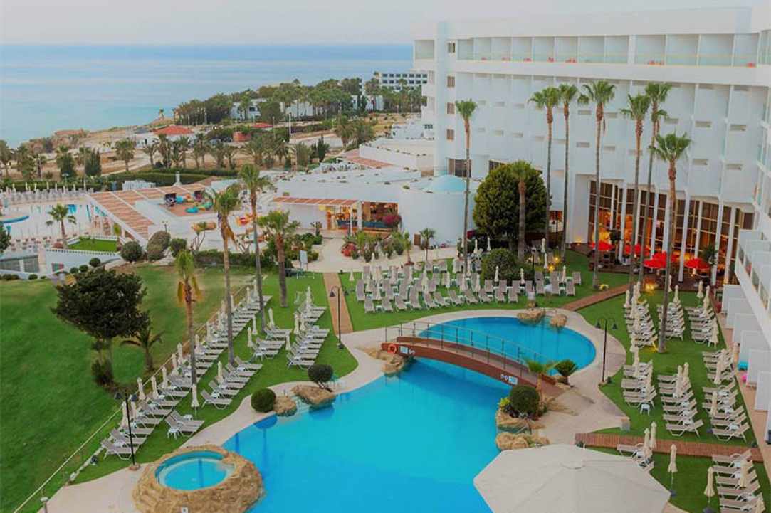 Leonardo Laura Beach & Splash Resort